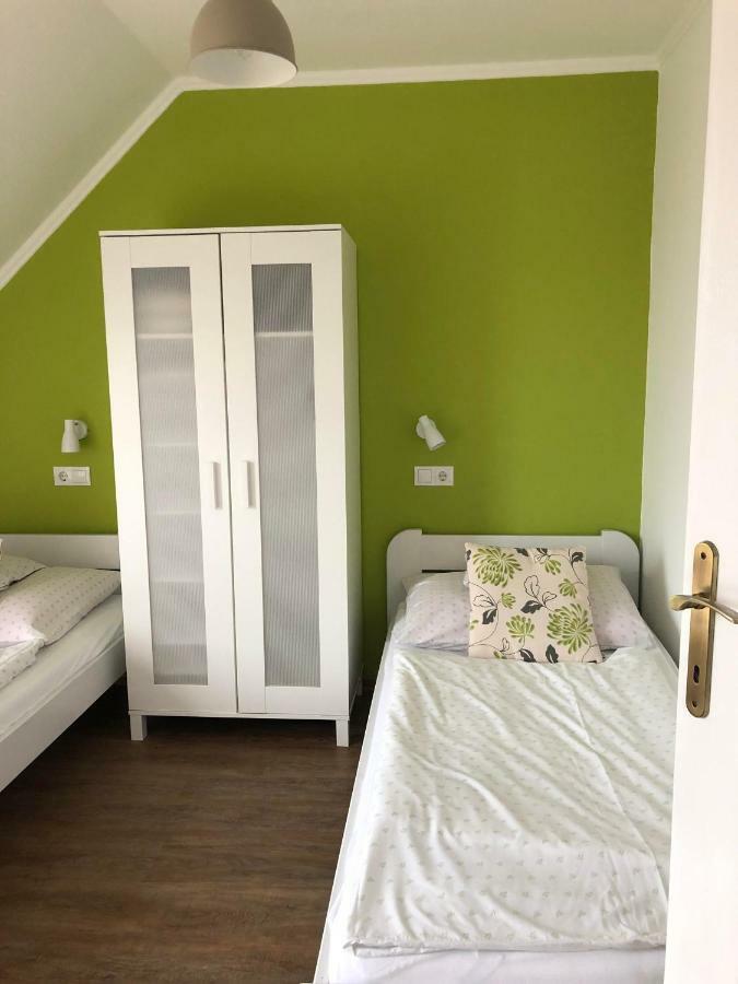 Ferienwohnung Laura-haus Vonyarcvashegy Exterior foto